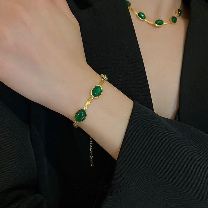 Oval Green Crystal Pendant Necklace Set With Bracelet - Shoopers